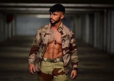 Stripteaseur Militaire